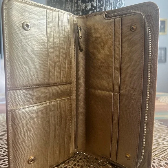 Prada Metallic Gold Clutch wallet - Picture 2 of 10